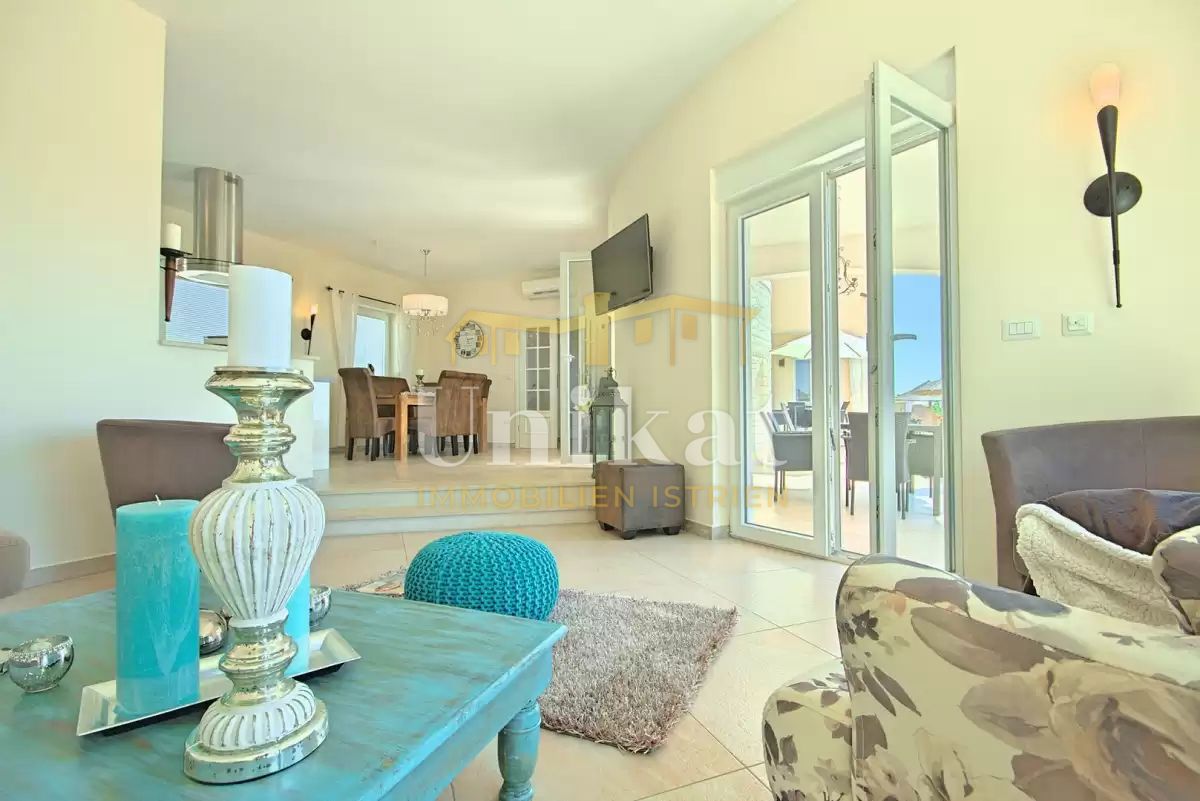 Luksuzna vila s fantastičnim pogledom na morje